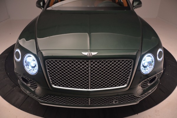 Used 2017 Bentley Bentayga W12 for sale Sold at Bugatti of Greenwich in Greenwich CT 06830 16