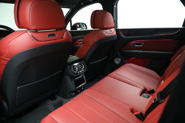 New 2025 Bentley Bentayga V8 for sale $228,900 at Bugatti of Greenwich in Greenwich CT 06830 22