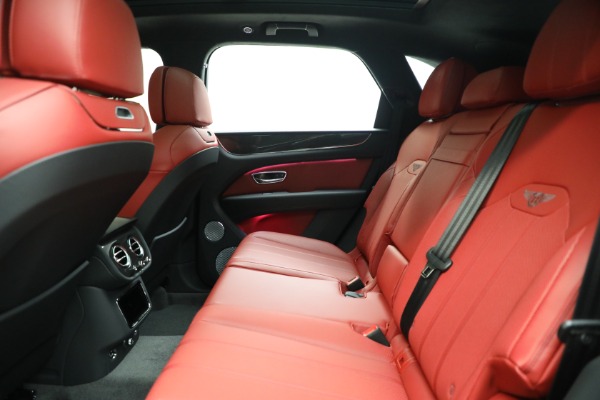 New 2025 Bentley Bentayga V8 for sale $228,900 at Bugatti of Greenwich in Greenwich CT 06830 23