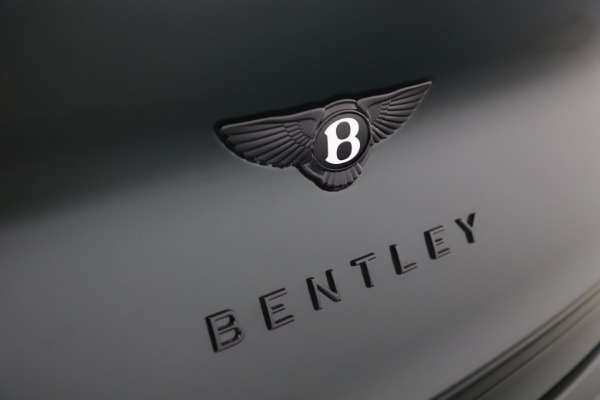 New 2025 Bentley Bentayga S Black Edition for sale $289,790 at Bugatti of Greenwich in Greenwich CT 06830 17