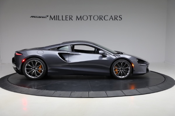 Used 2025 McLaren Artura Vision for sale $292,398 at Bugatti of Greenwich in Greenwich CT 06830 9