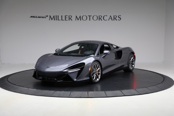 Used 2025 McLaren Artura Vision for sale $292,398 at Bugatti of Greenwich in Greenwich CT 06830 1
