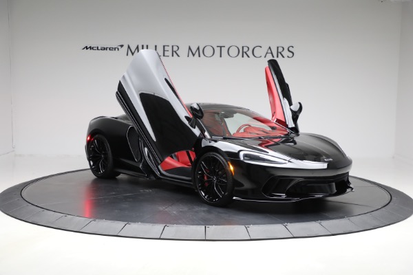Used 2022 McLaren GT Luxe for sale $169,900 at Bugatti of Greenwich in Greenwich CT 06830 16