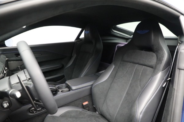 Used 2025 Aston Martin Vantage for sale $196,900 at Bugatti of Greenwich in Greenwich CT 06830 15