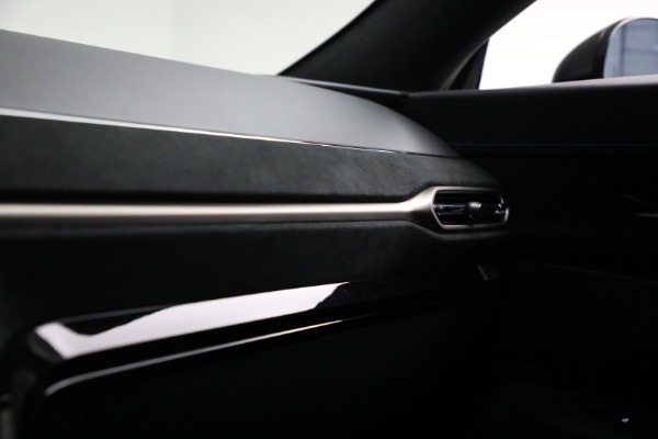 Used 2025 Aston Martin Vantage for sale $196,900 at Bugatti of Greenwich in Greenwich CT 06830 25