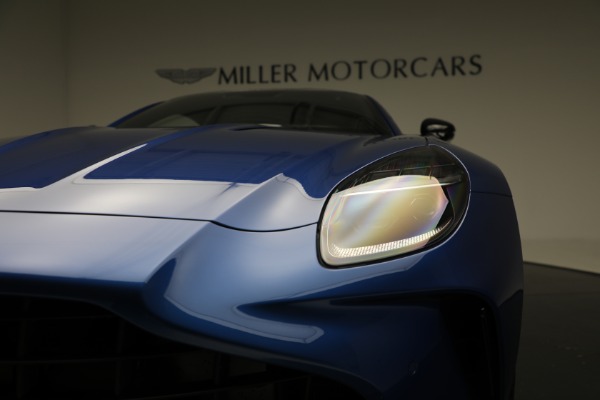 Used 2025 Aston Martin Vantage for sale $196,900 at Bugatti of Greenwich in Greenwich CT 06830 28