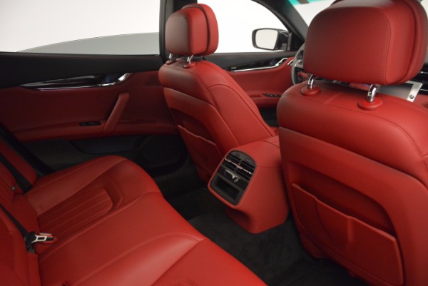 Used 2015 Maserati Quattroporte S Q4 for sale Sold at Bugatti of Greenwich in Greenwich CT 06830 25