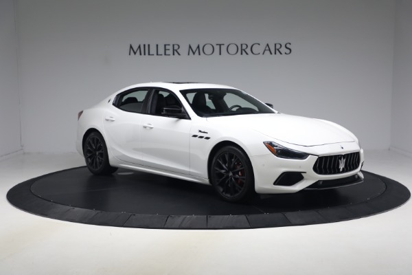 Used 2022 Maserati Ghibli Modena Q4 for sale Call for price at Bugatti of Greenwich in Greenwich CT 06830 12