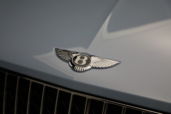 New 2025 Bentley Bentayga Azure V8 for sale $245,900 at Bugatti of Greenwich in Greenwich CT 06830 13