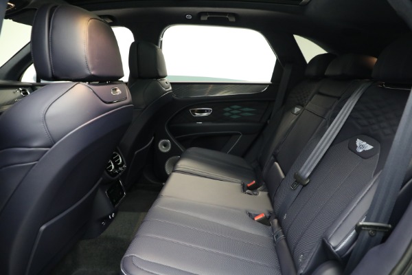 New 2025 Bentley Bentayga Azure V8 for sale $245,900 at Bugatti of Greenwich in Greenwich CT 06830 20