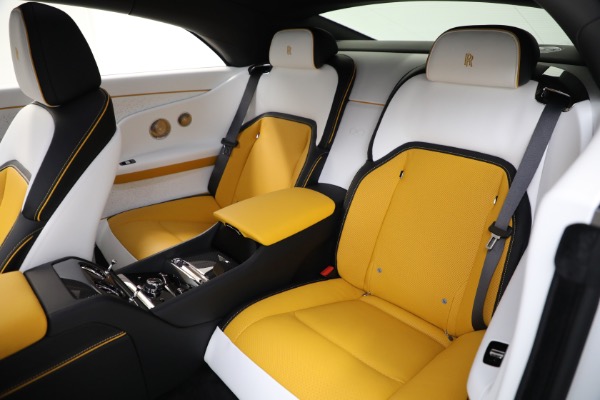 Used 2025 Rolls-Royce Black Badge Spectre for sale $459,900 at Bugatti of Greenwich in Greenwich CT 06830 16