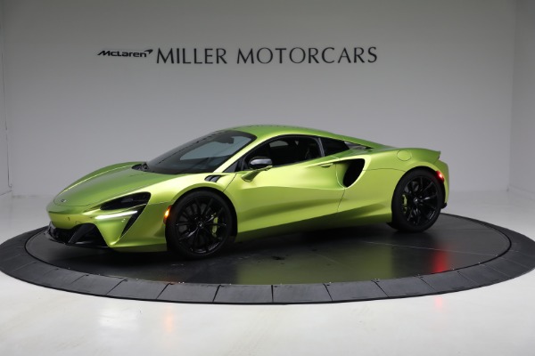 Used 2024 McLaren Artura TechLux for sale $191,900 at Bugatti of Greenwich in Greenwich CT 06830 2