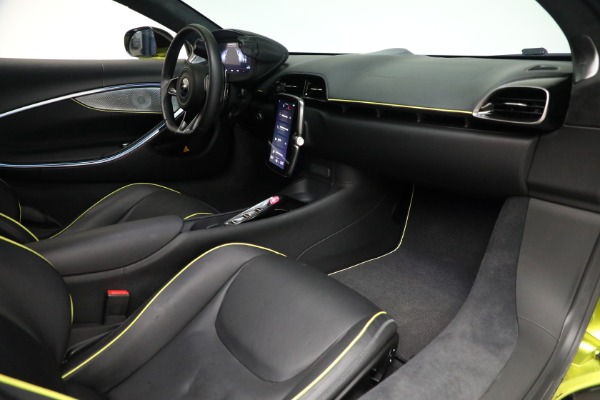 Used 2024 McLaren Artura TechLux for sale $191,900 at Bugatti of Greenwich in Greenwich CT 06830 20