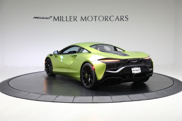 Used 2024 McLaren Artura TechLux for sale $191,900 at Bugatti of Greenwich in Greenwich CT 06830 5