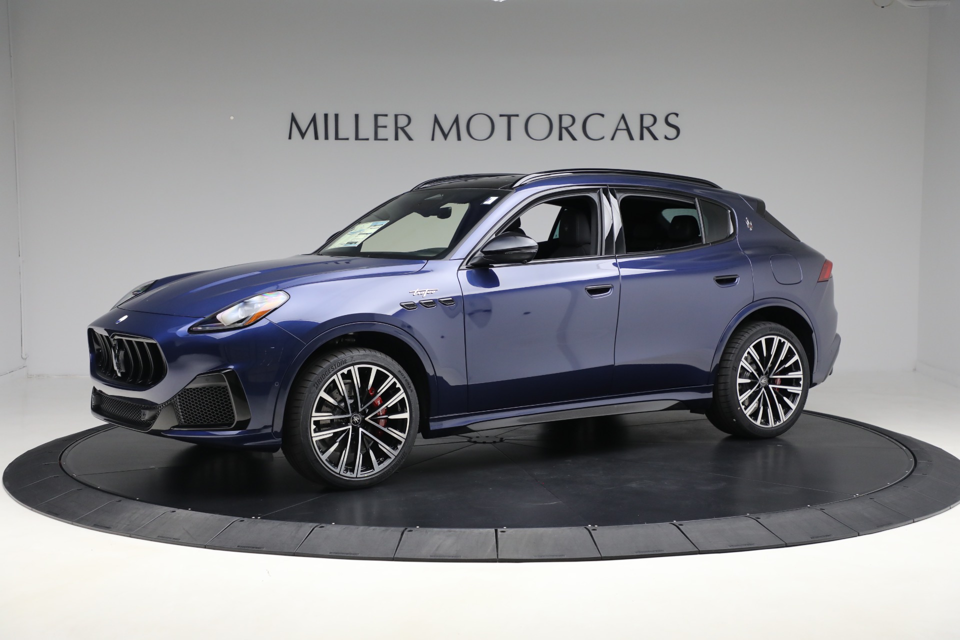 New 2025 Maserati Grecale Trofeo for sale Sold at Bugatti of Greenwich in Greenwich CT 06830 1