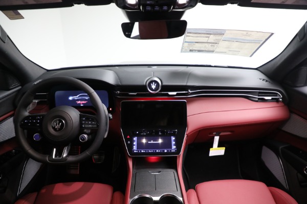 New 2025 Maserati Grecale Trofeo for sale $118,531 at Bugatti of Greenwich in Greenwich CT 06830 24