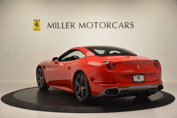 Used 2016 Ferrari California T for sale Sold at Bugatti of Greenwich in Greenwich CT 06830 17