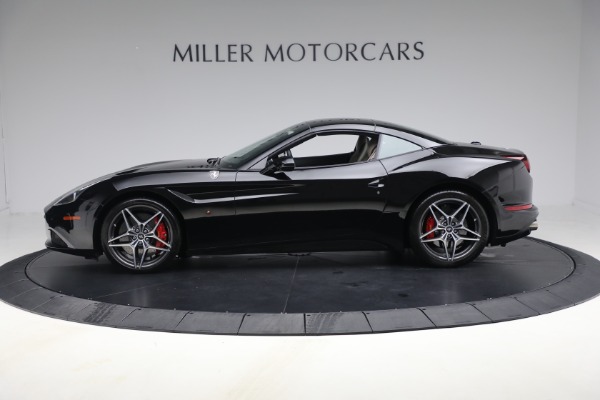 Used 2016 Ferrari California T for sale $122,900 at Bugatti of Greenwich in Greenwich CT 06830 27