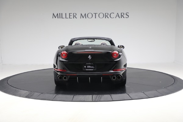 Used 2016 Ferrari California T for sale $122,900 at Bugatti of Greenwich in Greenwich CT 06830 7
