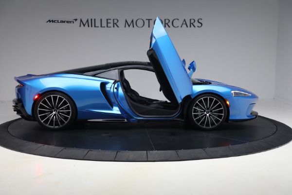 Used 2021 McLaren GT Luxe for sale $149,900 at Bugatti of Greenwich in Greenwich CT 06830 19