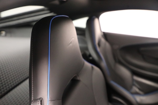 Used 2021 McLaren GT Luxe for sale $149,900 at Bugatti of Greenwich in Greenwich CT 06830 28