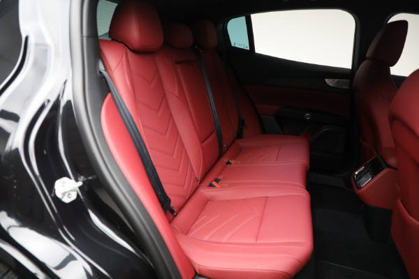 New 2025 Maserati Grecale for sale $83,405 at Bugatti of Greenwich in Greenwich CT 06830 19