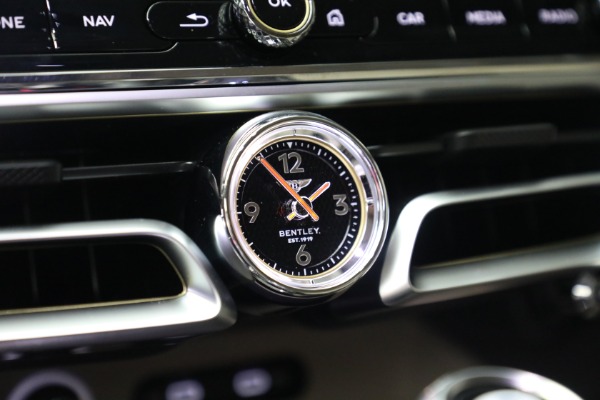 New 2025 Bentley Flying Spur Speed for sale $301,900 at Bugatti of Greenwich in Greenwich CT 06830 23