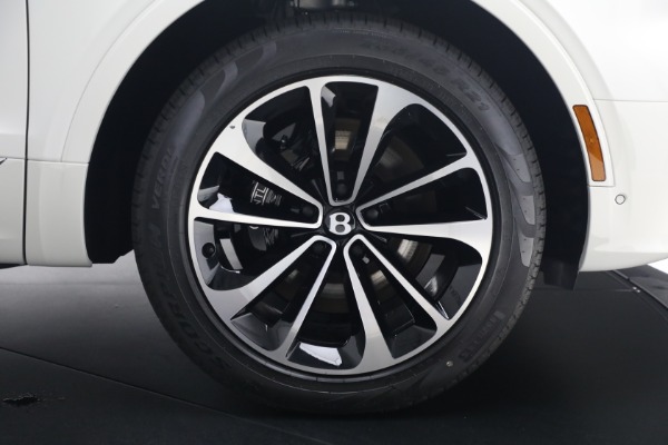 New 2025 Bentley Bentayga V8 for sale $199,900 at Bugatti of Greenwich in Greenwich CT 06830 13