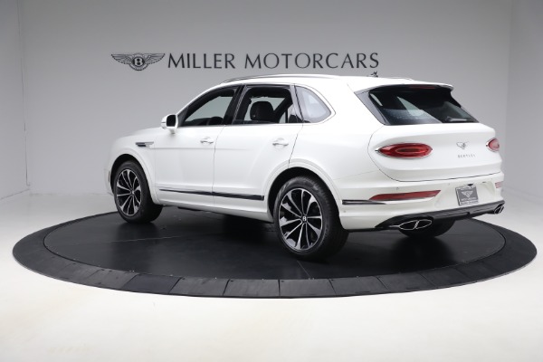 New 2025 Bentley Bentayga V8 for sale $199,900 at Bugatti of Greenwich in Greenwich CT 06830 3
