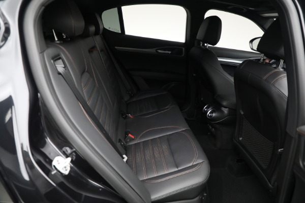 New 2025 Alfa Romeo Stelvio Intensa for sale $61,590 at Bugatti of Greenwich in Greenwich CT 06830 23