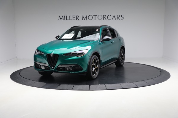 2025 Alfa Romeo Stelvio Intensa