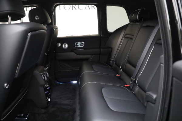 Used 2026 Rolls-Royce Cullinan for sale $449,900 at Bugatti of Greenwich in Greenwich CT 06830 23