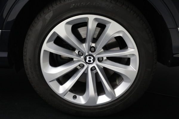 Used 2024 Bentley Bentayga EWB V8 for sale $204,900 at Bugatti of Greenwich in Greenwich CT 06830 15
