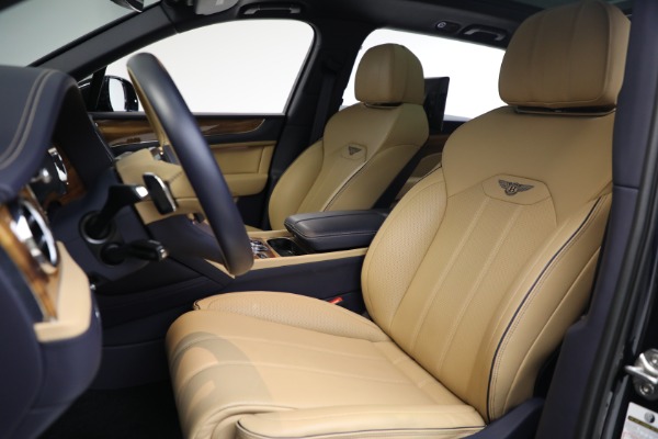 Used 2024 Bentley Bentayga EWB V8 for sale $204,900 at Bugatti of Greenwich in Greenwich CT 06830 20