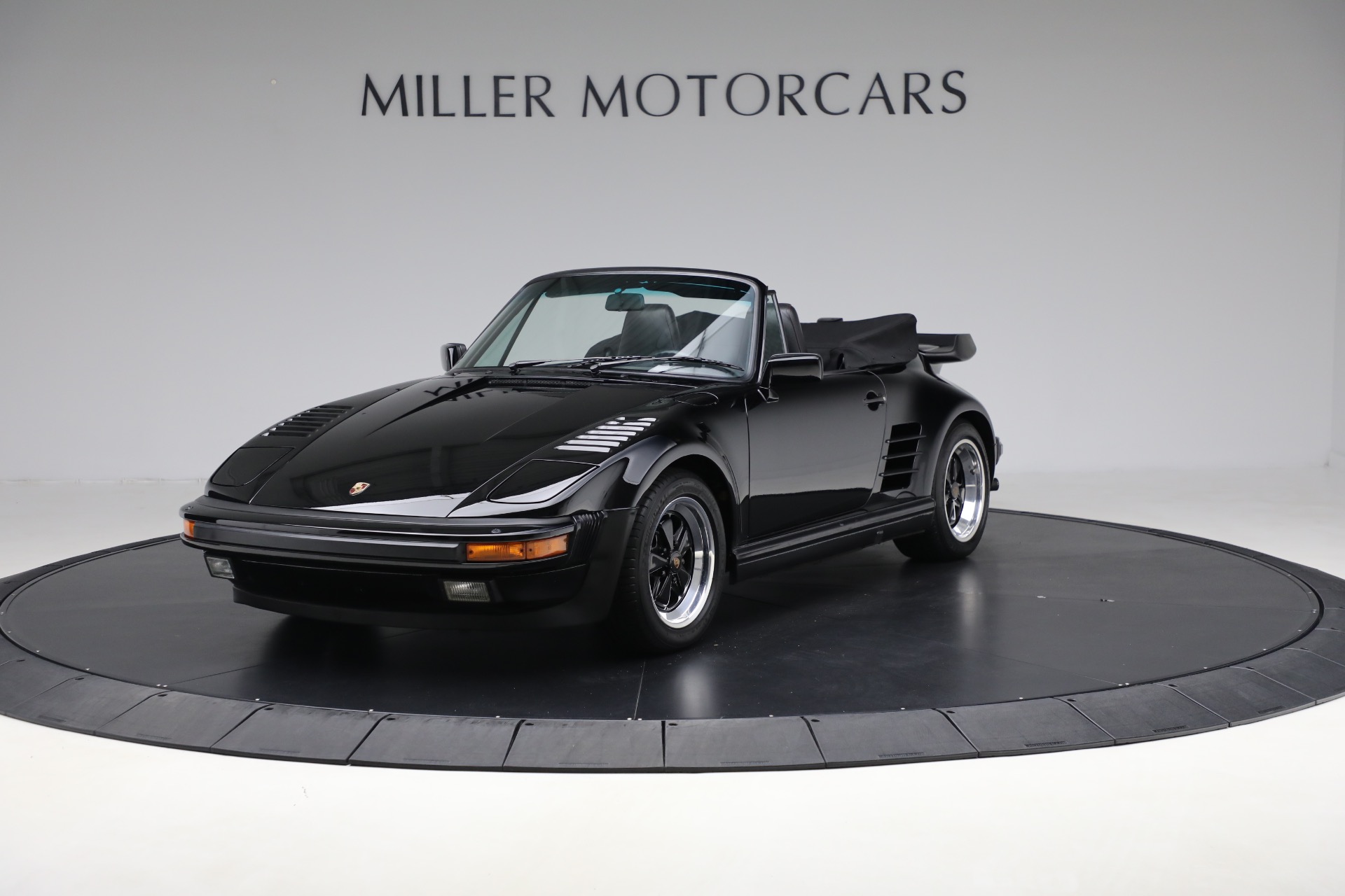 Used 1989 Porsche 911 Carrera Turbo for sale $429,500 at Bugatti of Greenwich in Greenwich CT 06830 1