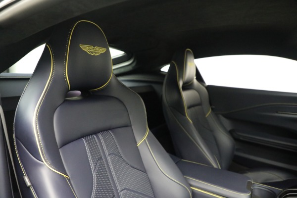 New 2026 Aston Martin Vantage for sale $240,400 at Bugatti of Greenwich in Greenwich CT 06830 21