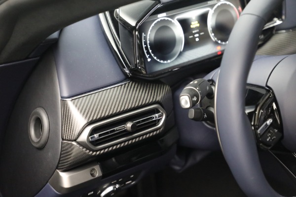 New 2026 Aston Martin Vantage for sale $240,400 at Bugatti of Greenwich in Greenwich CT 06830 23