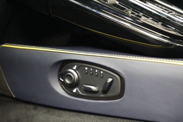New 2026 Aston Martin Vantage for sale $240,400 at Bugatti of Greenwich in Greenwich CT 06830 24