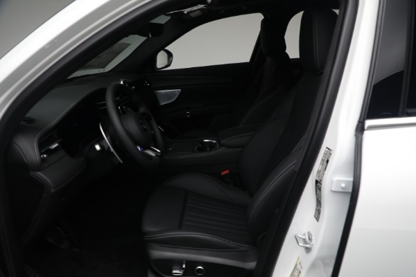 Used 2025 Maserati Grecale for sale $57,550 at Bugatti of Greenwich in Greenwich CT 06830 13