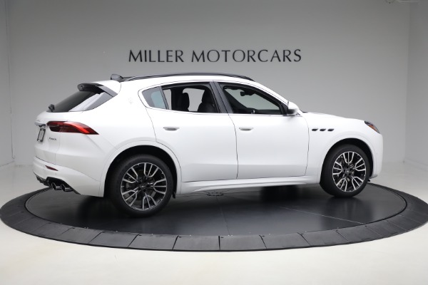 Used 2025 Maserati Grecale for sale $57,550 at Bugatti of Greenwich in Greenwich CT 06830 8