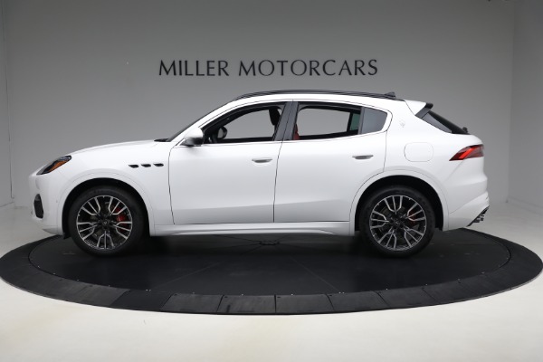 New 2025 Maserati Grecale for sale $82,286 at Bugatti of Greenwich in Greenwich CT 06830 2