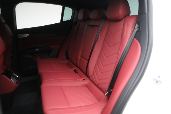 New 2025 Maserati Grecale for sale $82,286 at Bugatti of Greenwich in Greenwich CT 06830 21