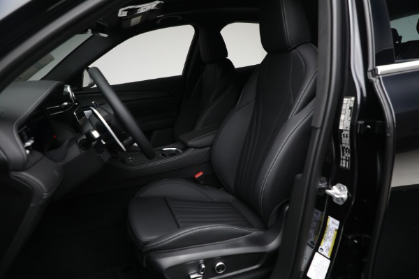 New 2025 Maserati Grecale for sale $71,739 at Bugatti of Greenwich in Greenwich CT 06830 15