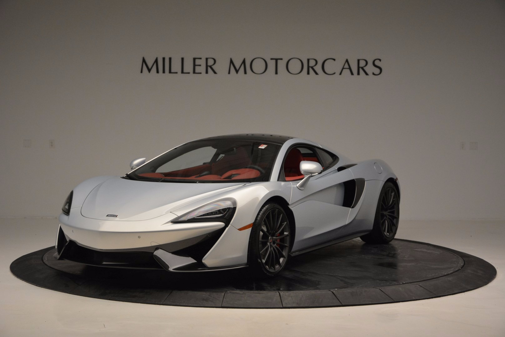 Used 2017 McLaren 570GT for sale Sold at Bugatti of Greenwich in Greenwich CT 06830 1