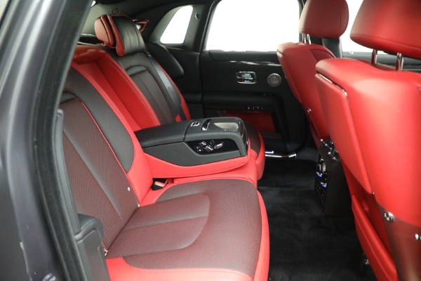 Used 2025 Rolls-Royce Black Badge Ghost for sale $429,900 at Bugatti of Greenwich in Greenwich CT 06830 21