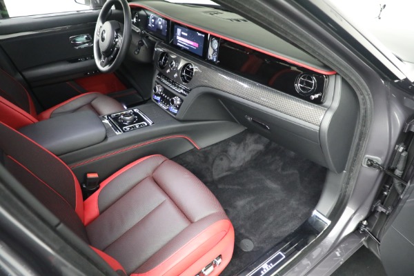 Used 2025 Rolls-Royce Black Badge Ghost for sale $429,900 at Bugatti of Greenwich in Greenwich CT 06830 25