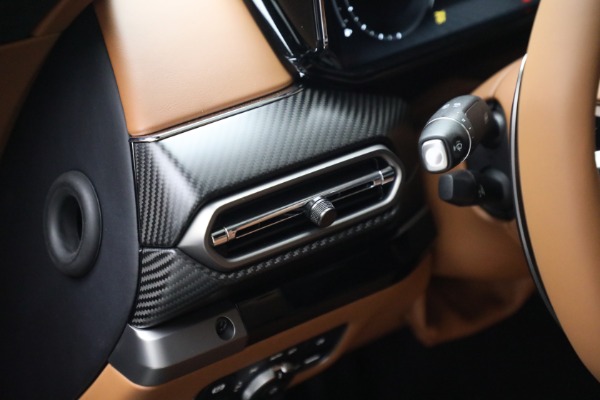 New 2026 Aston Martin Vantage for sale $240,100 at Bugatti of Greenwich in Greenwich CT 06830 21