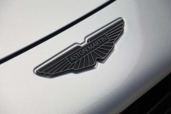 New 2026 Aston Martin Vantage for sale $242,900 at Bugatti of Greenwich in Greenwich CT 06830 24