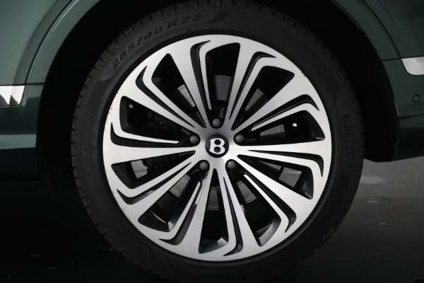 Used 2021 Bentley Bentayga V8 for sale $109,900 at Bugatti of Greenwich in Greenwich CT 06830 15