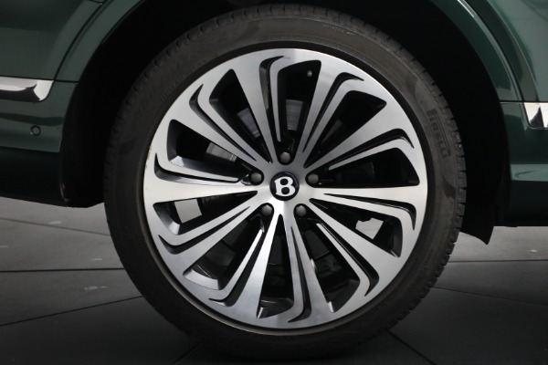Used 2021 Bentley Bentayga V8 for sale $109,900 at Bugatti of Greenwich in Greenwich CT 06830 16